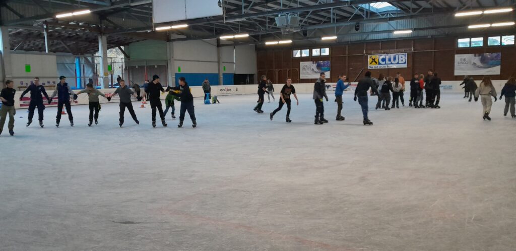 Eislaufen – wir stärken unser Miteinander